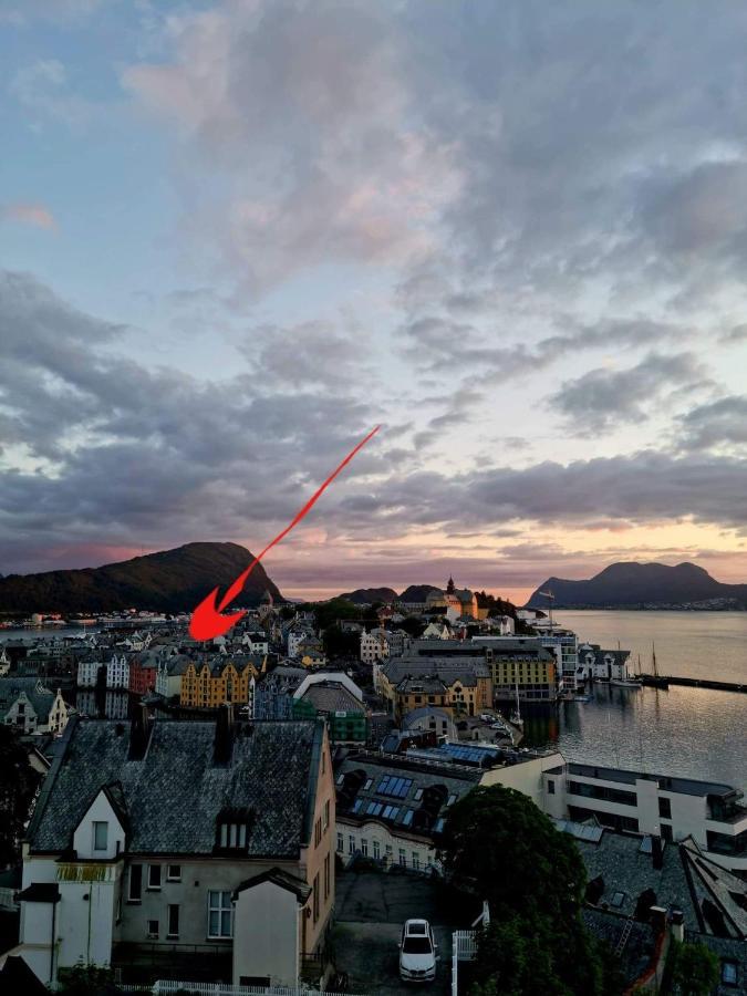 Eco Apartament W Ålesund Esterno foto